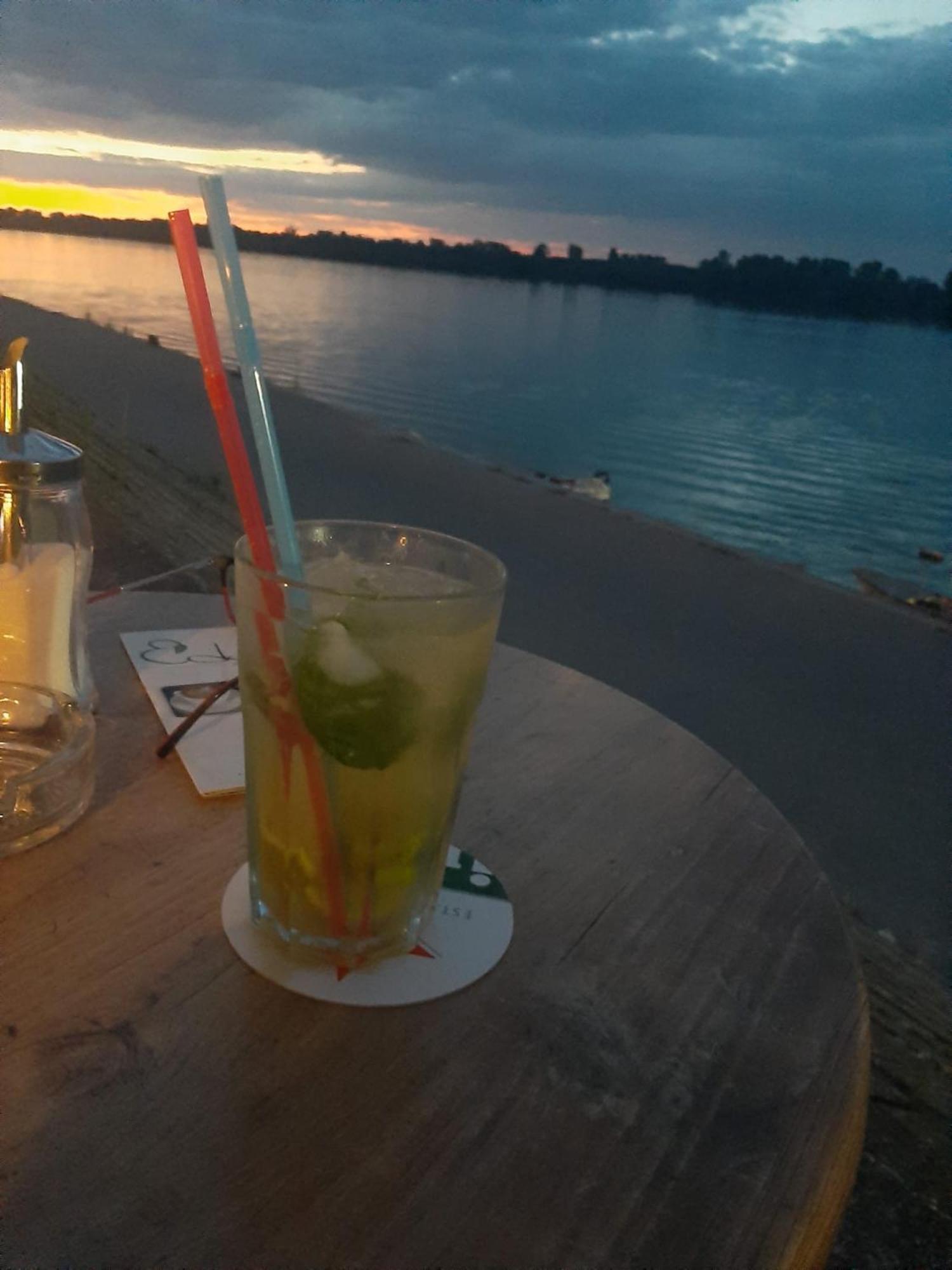 River Hostel Βελιγράδι Εξωτερικό φωτογραφία